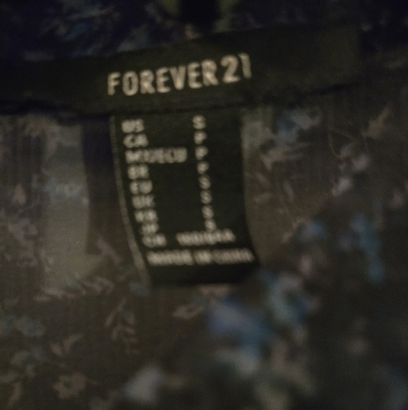 Forever 21 Black and Blue Sheer Floral Top - Picture 4 of 5